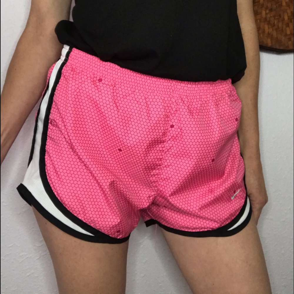 🌸NIKE dry fit running shorts - Picture 2 of 8